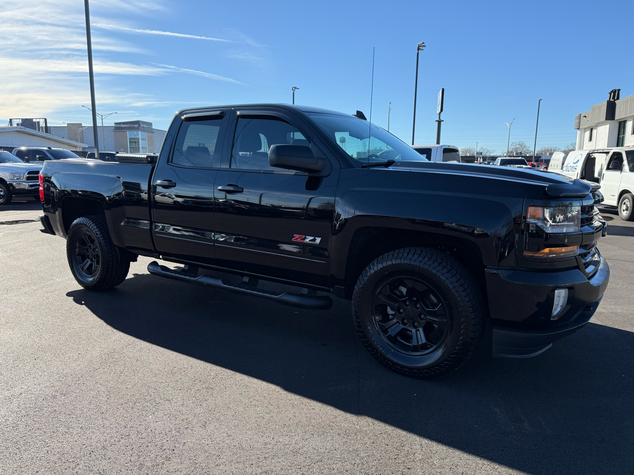 Chevrolet Silverado 1500 4WD Double Cab 143.5" LT w/2LT 2017