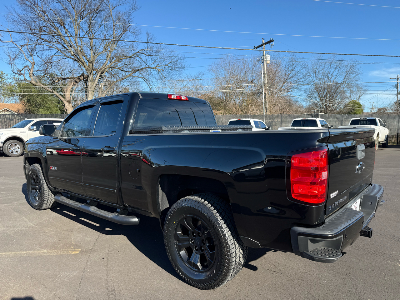 Chevrolet Silverado 1500 4WD Double Cab 143.5" LT w/2LT 2017