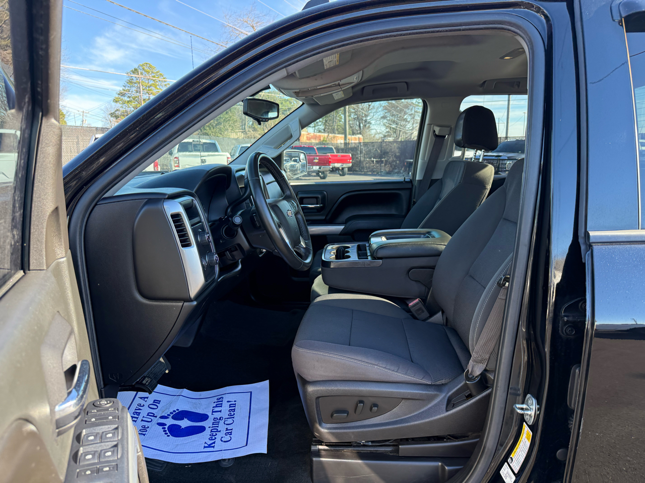 Chevrolet Silverado 1500 4WD Double Cab 143.5" LT w/2LT 2017