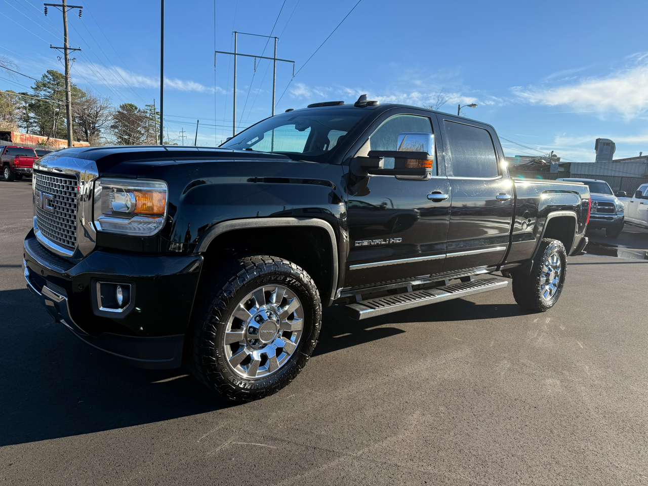 GMC Sierra 2500HD 4WD Crew Cab 153.7" Denali 2016