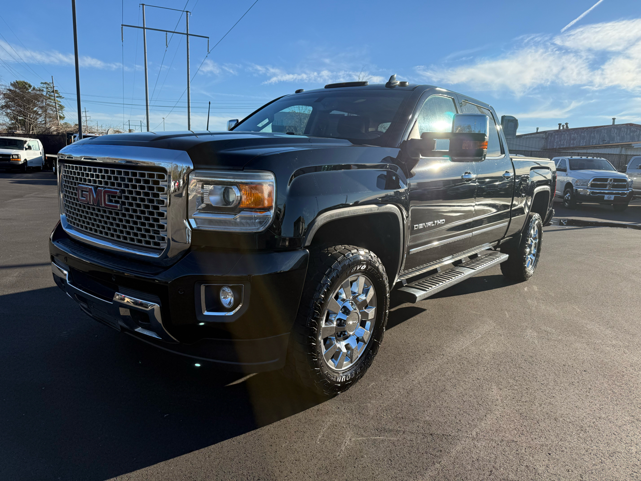GMC Sierra 2500HD 4WD Crew Cab 153.7" Denali 2016