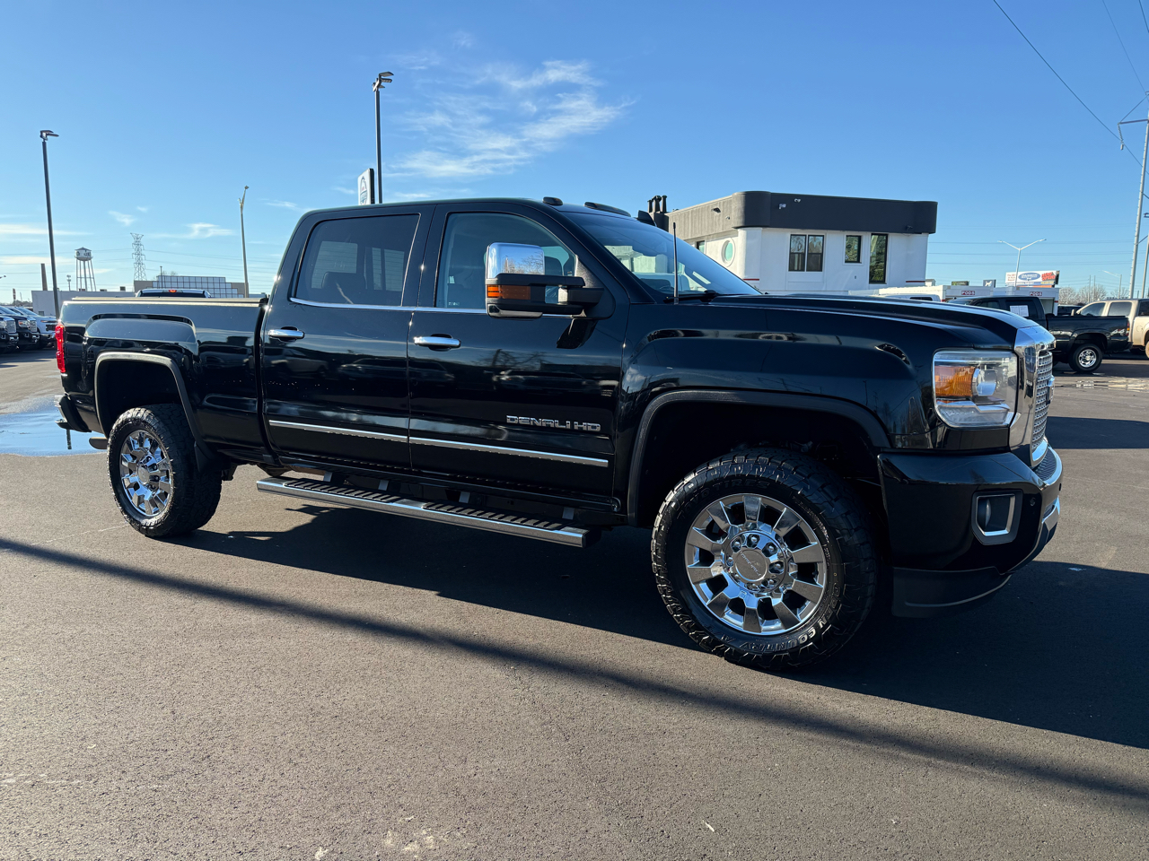 GMC Sierra 2500HD 4WD Crew Cab 153.7" Denali 2016