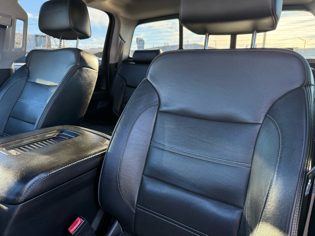 GMC Sierra 2500HD 4WD Crew Cab 153.7" Denali 2016