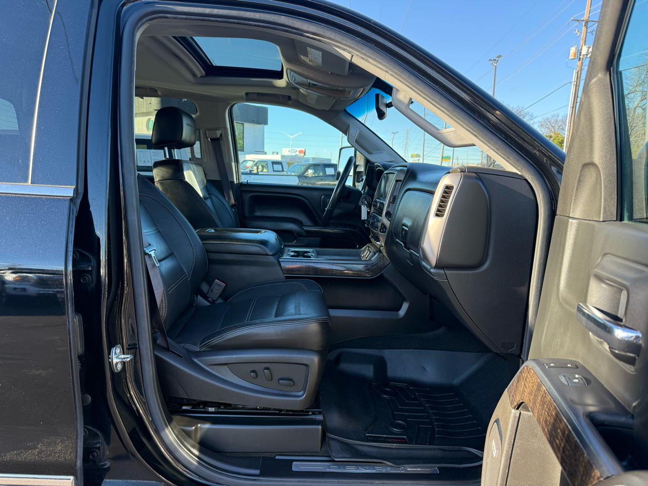 GMC Sierra 2500HD 4WD Crew Cab 153.7" Denali 2016