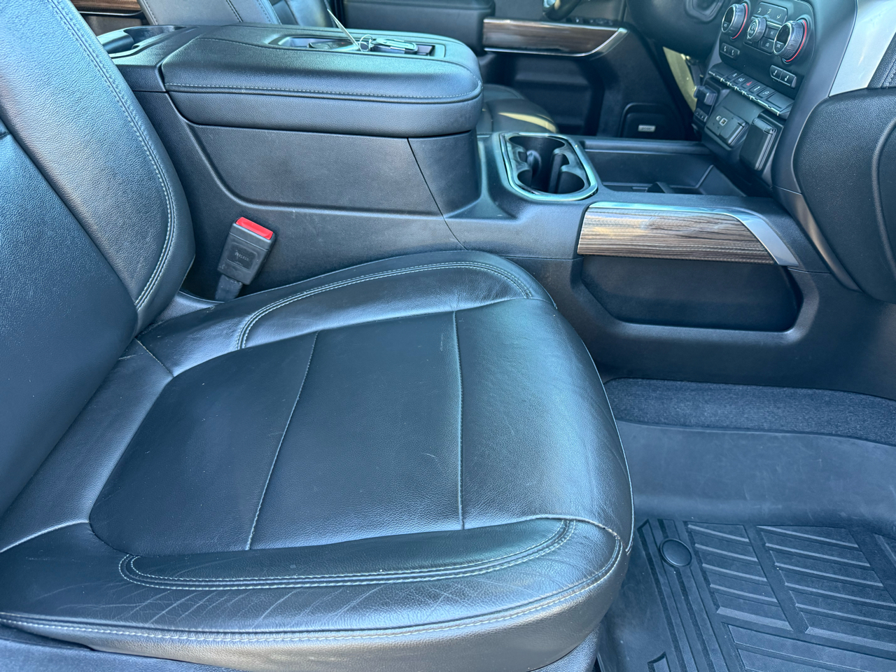 Chevrolet Silverado 1500 4WD Crew Cab 147" RST 2020