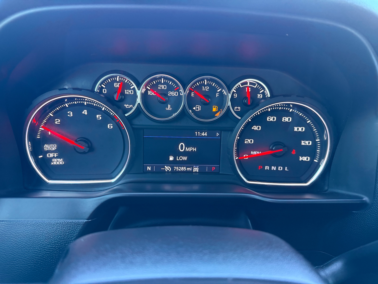 Chevrolet Silverado 1500 4WD Crew Cab 147" RST 2020