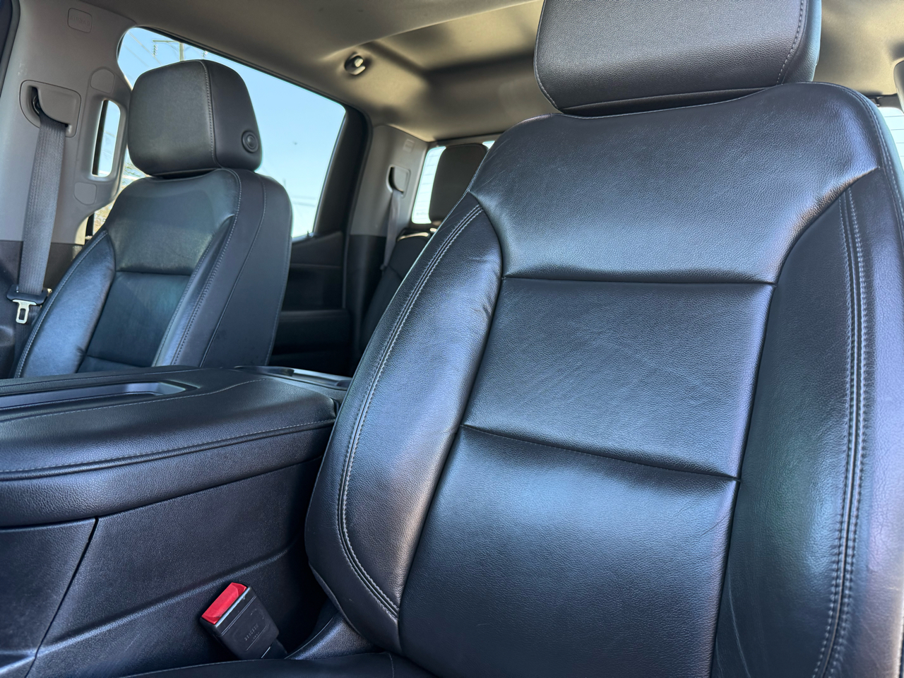 Chevrolet Silverado 1500 4WD Crew Cab 147" RST 2020