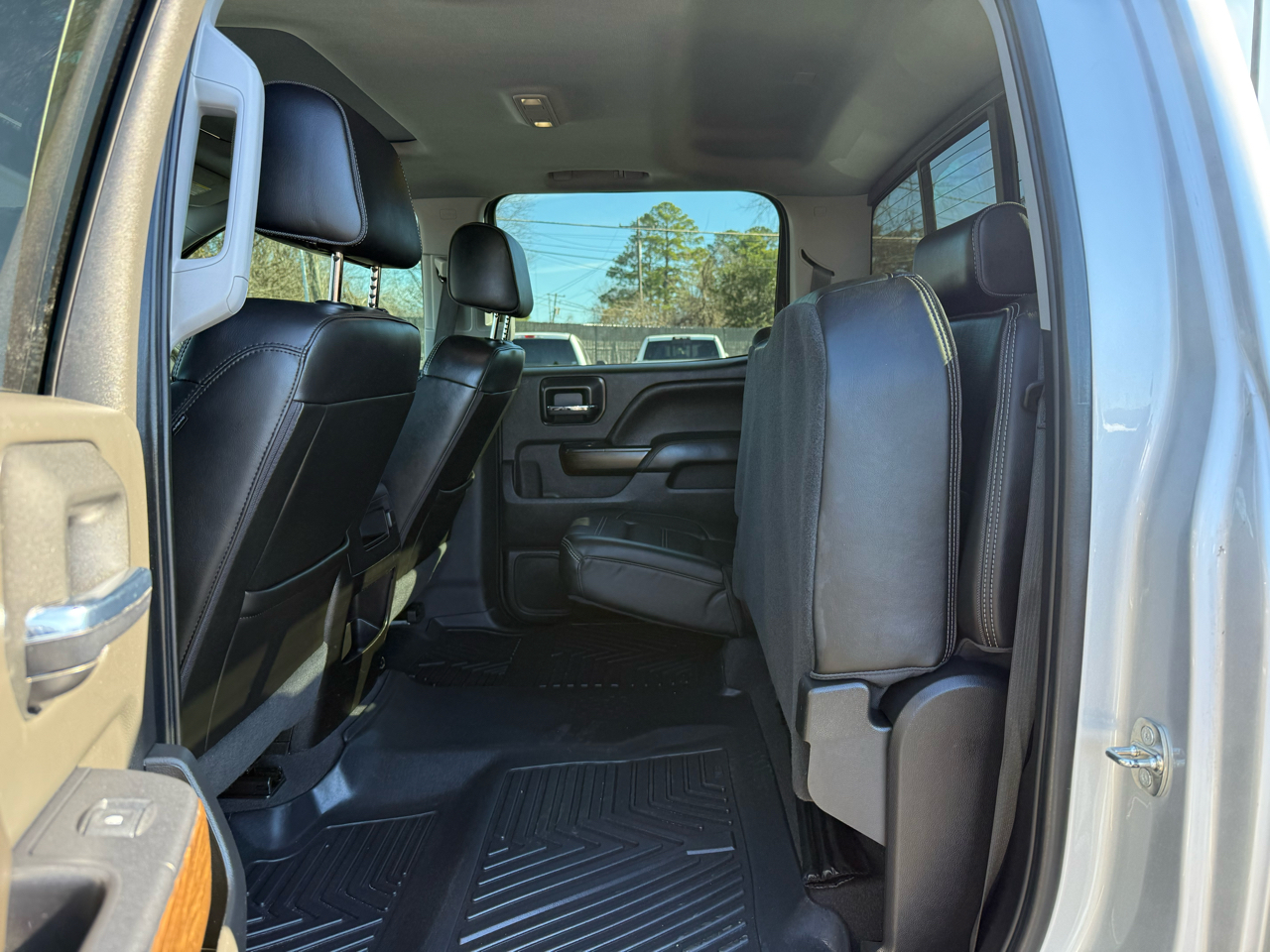GMC Sierra 1500 4WD Crew Cab 143.5" Denali 2018