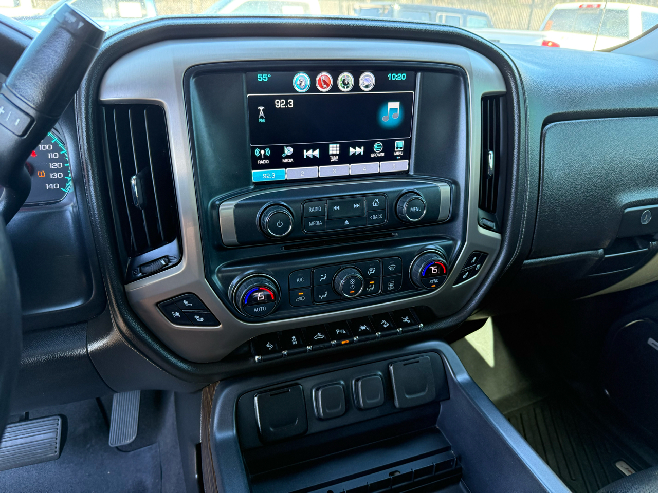 GMC Sierra 1500 4WD Crew Cab 143.5" Denali 2018