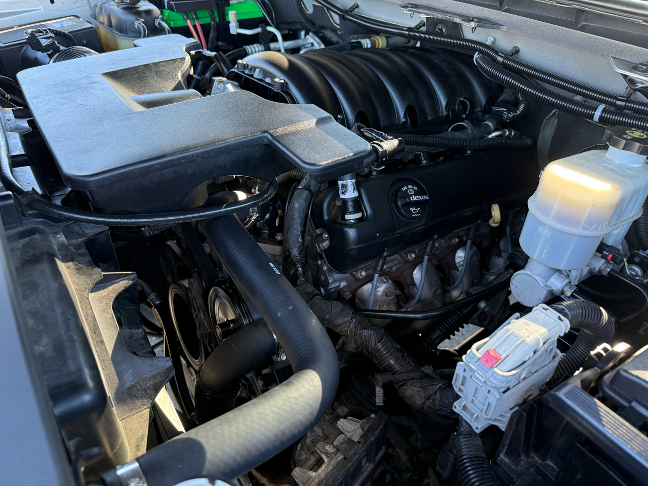 GMC Sierra 1500 4WD Crew Cab 143.5" Denali 2018