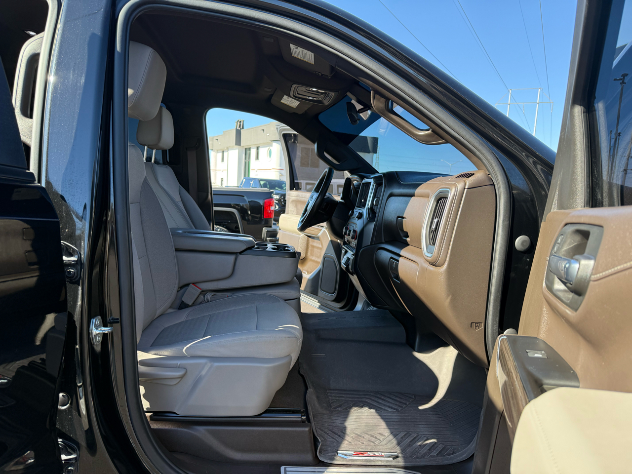 Chevrolet Silverado 1500 4WD Crew Cab 147" LT w/1LT 2021