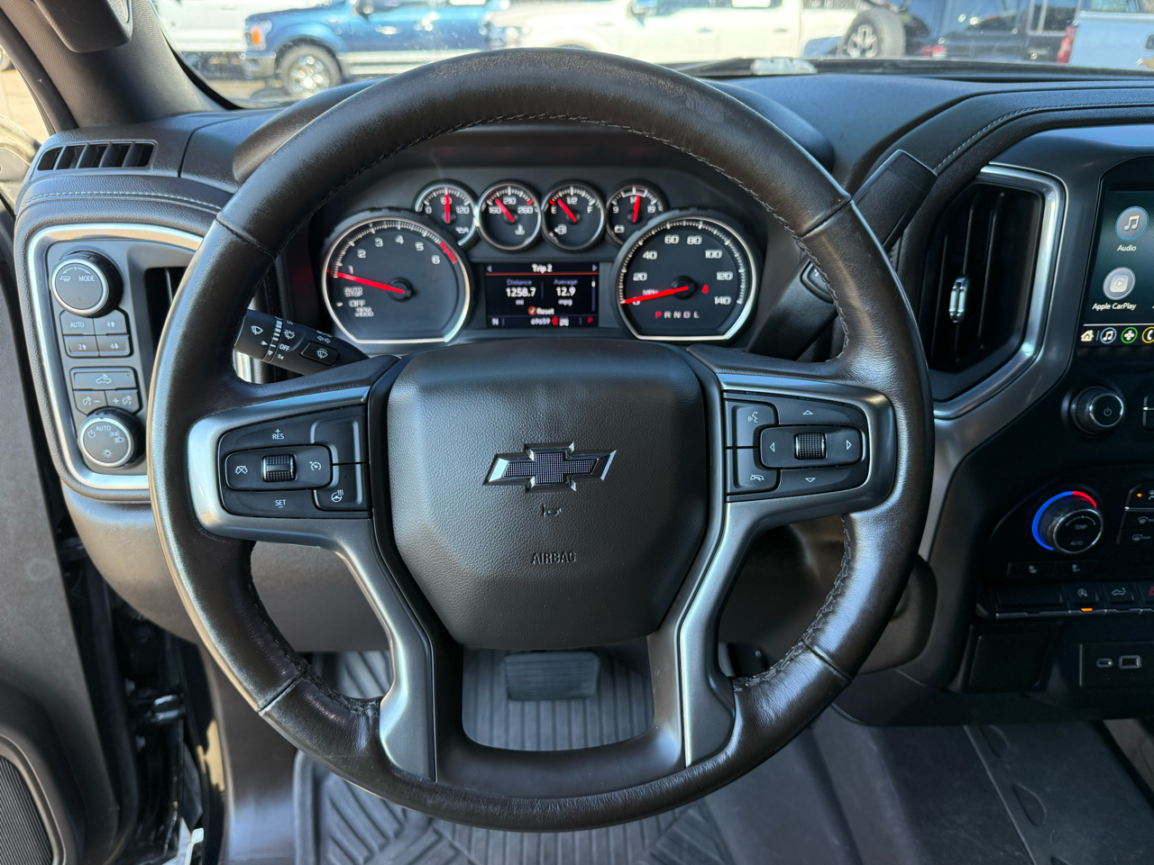 Chevrolet Silverado 1500 4WD Crew Cab 147" LT w/1LT 2021