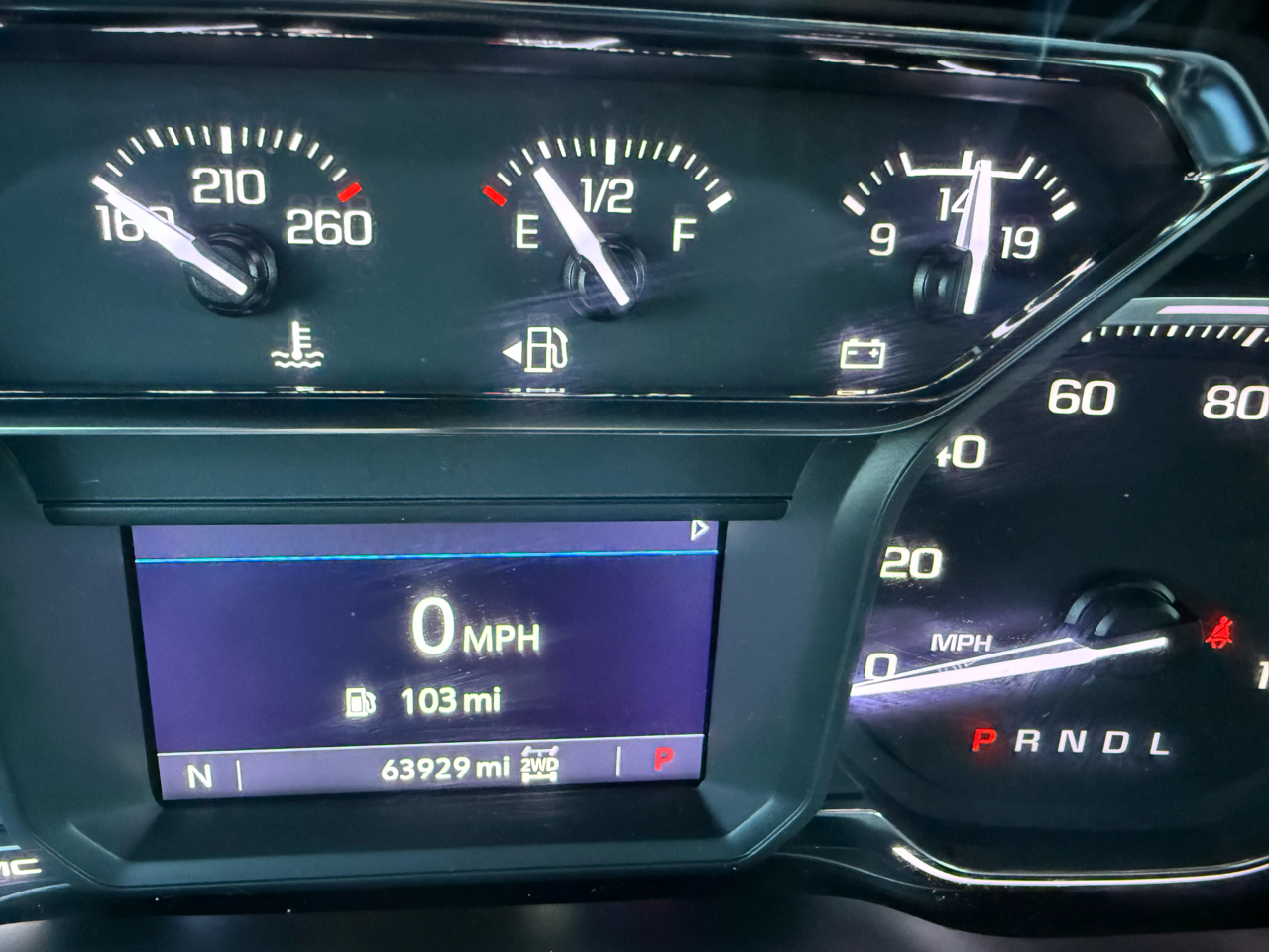 GMC Sierra 1500 4WD Crew Cab 147" AT4 2021