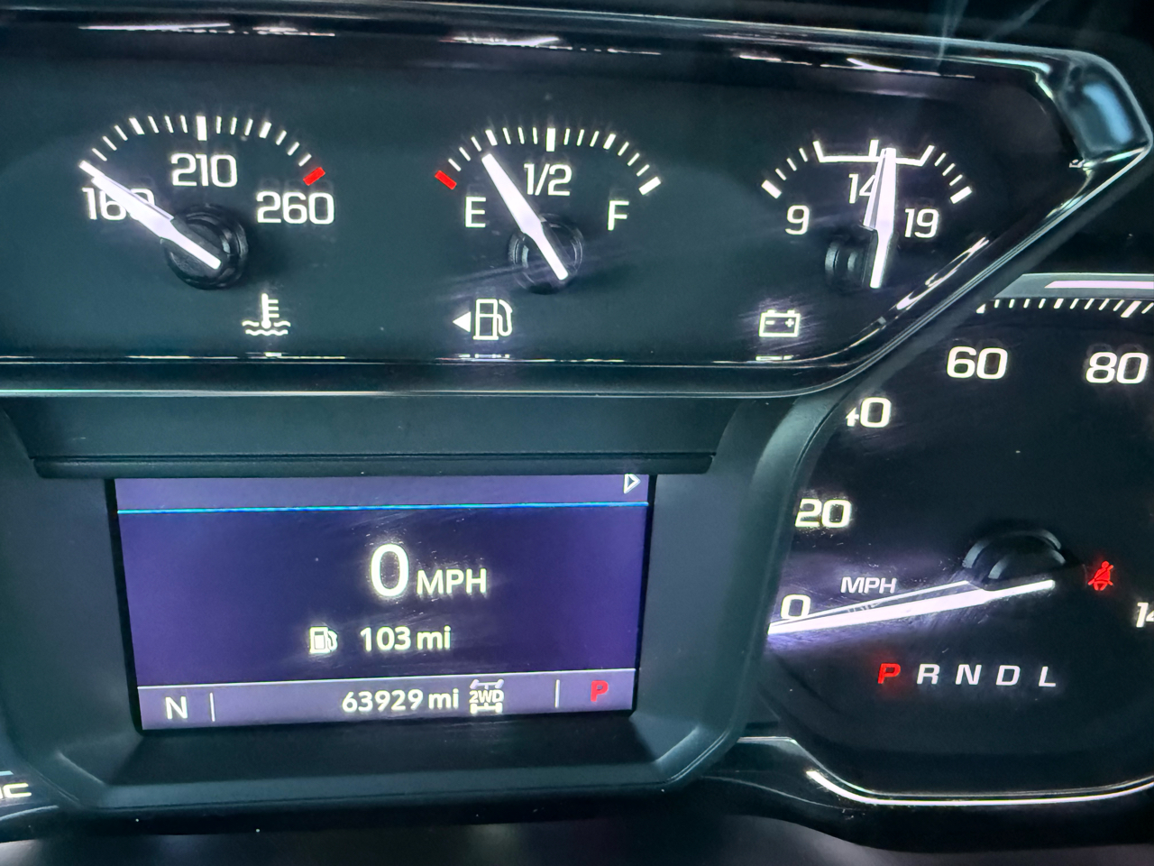 GMC Sierra 1500 4WD Crew Cab 147" AT4 2021