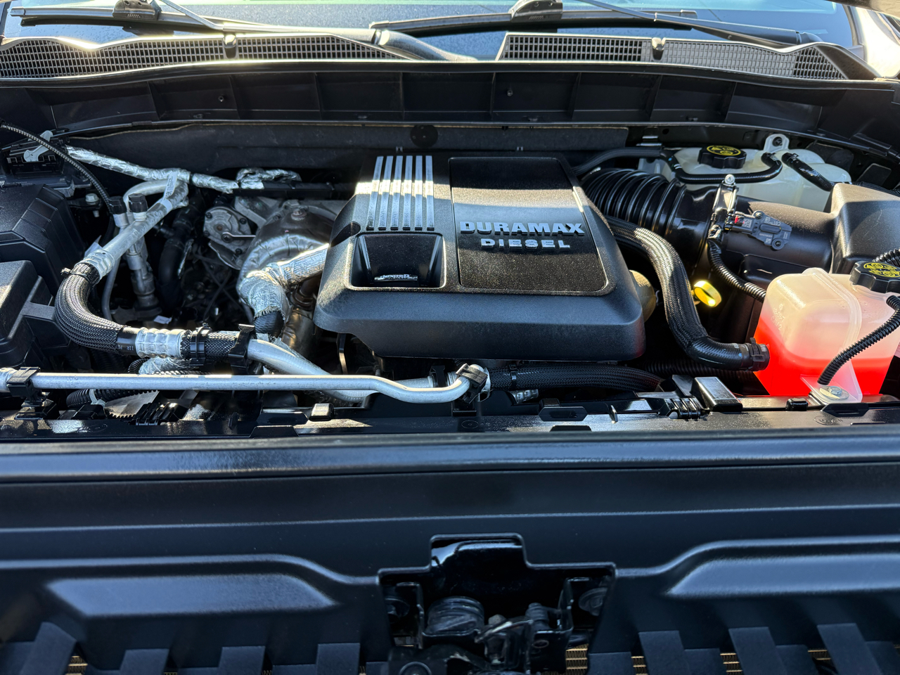 GMC Sierra 1500 4WD Crew Cab 147" AT4 2021