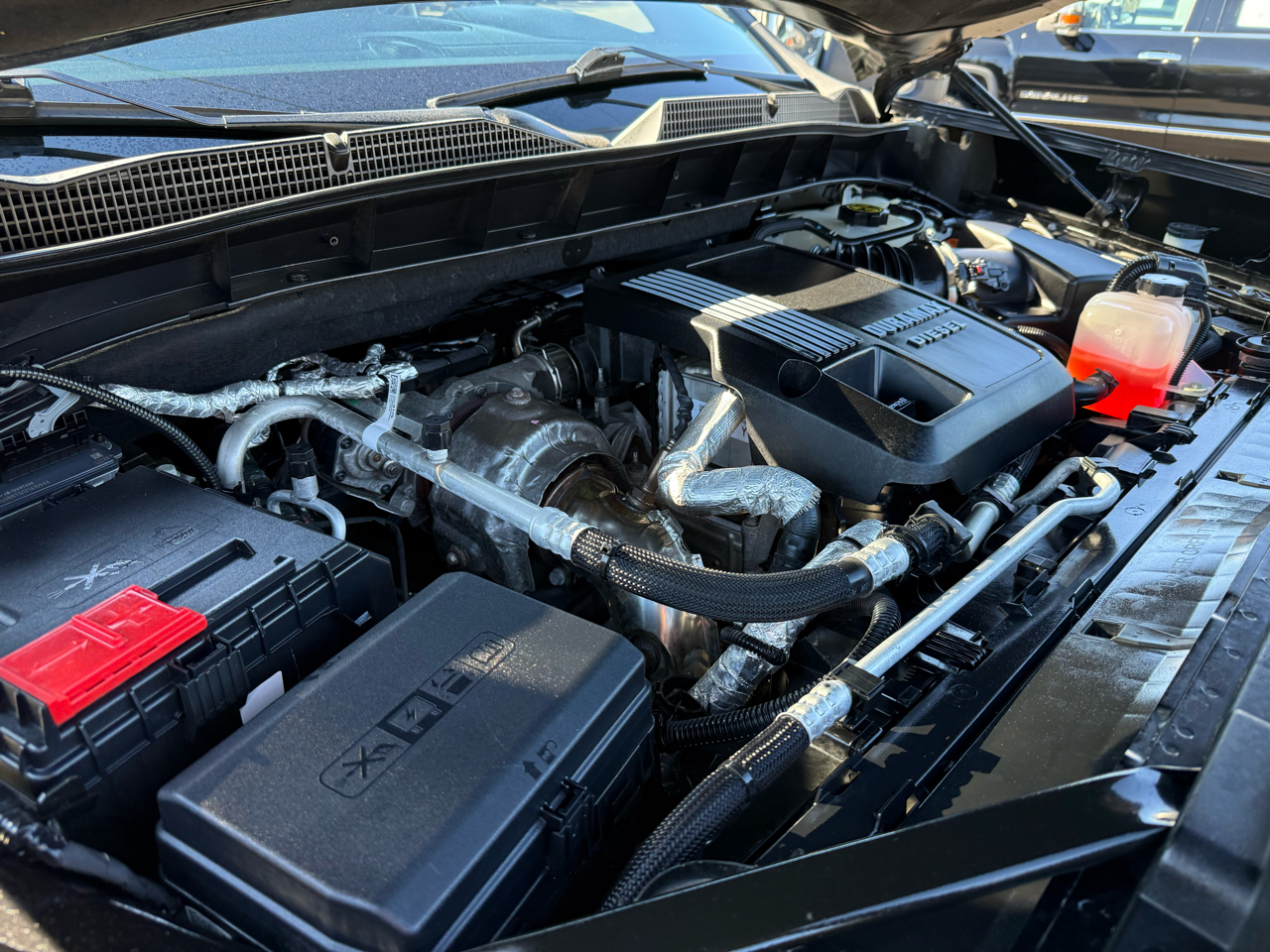 GMC Sierra 1500 4WD Crew Cab 147" AT4 2021