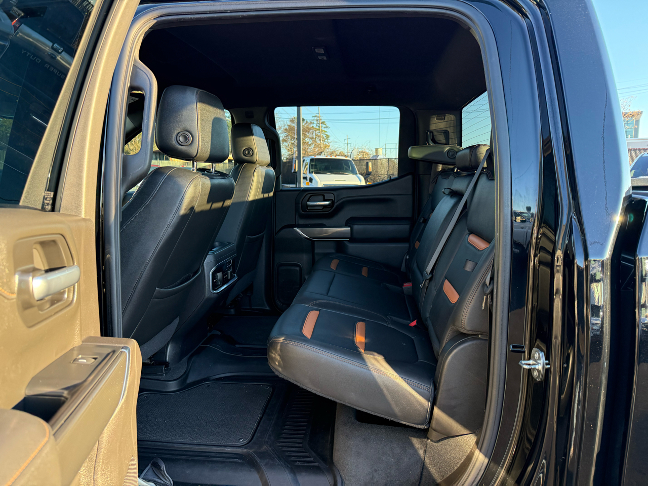 GMC Sierra 1500 4WD Crew Cab 147" AT4 2021