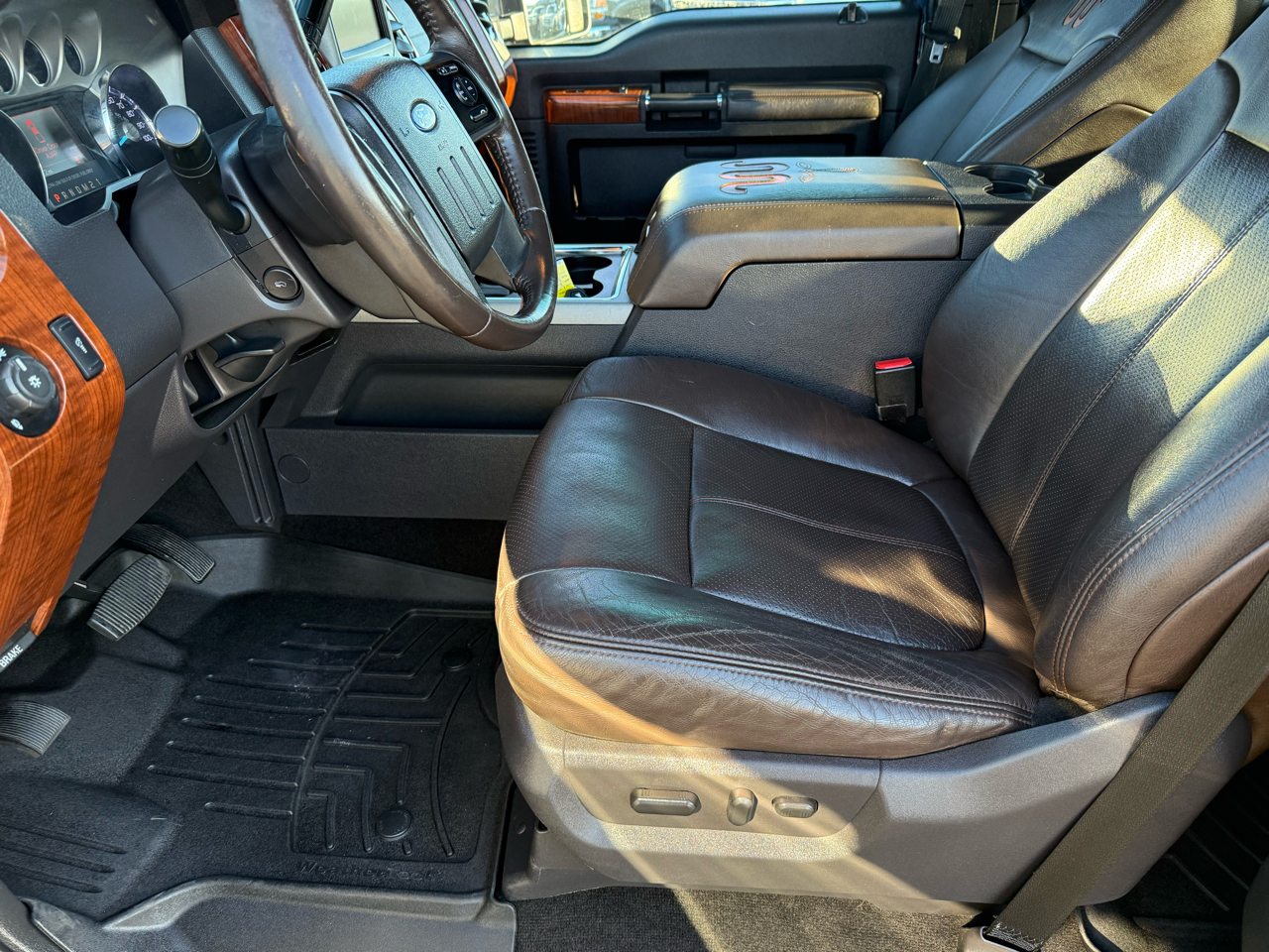 Ford Super Duty F-250 SRW King Ranch 4WD Crew Cab 6.75' Box 2015