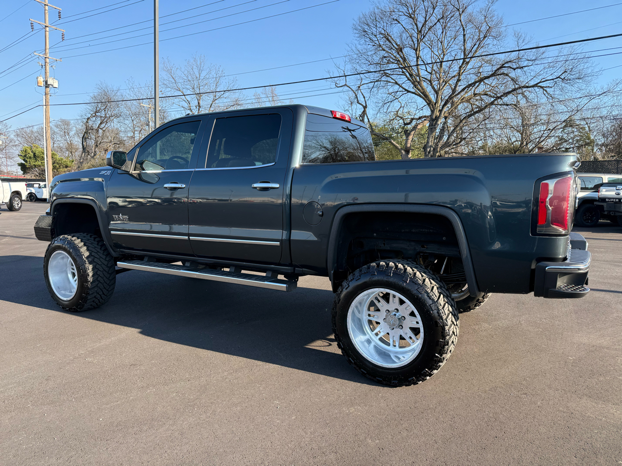GMC Sierra 1500 4WD Crew Cab 143.5" SLT 2018