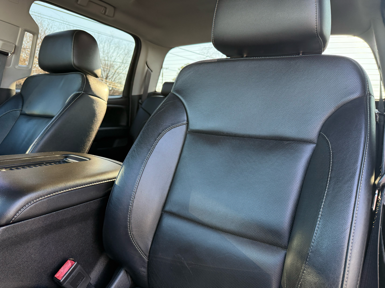 GMC Sierra 1500 4WD Crew Cab 143.5" SLT 2018