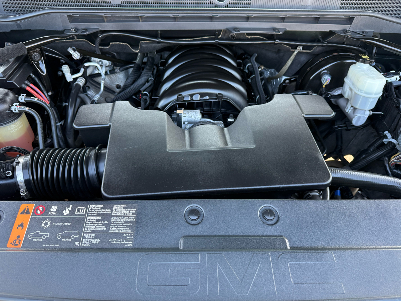 GMC Sierra 1500 4WD Crew Cab 143.5" SLT 2018