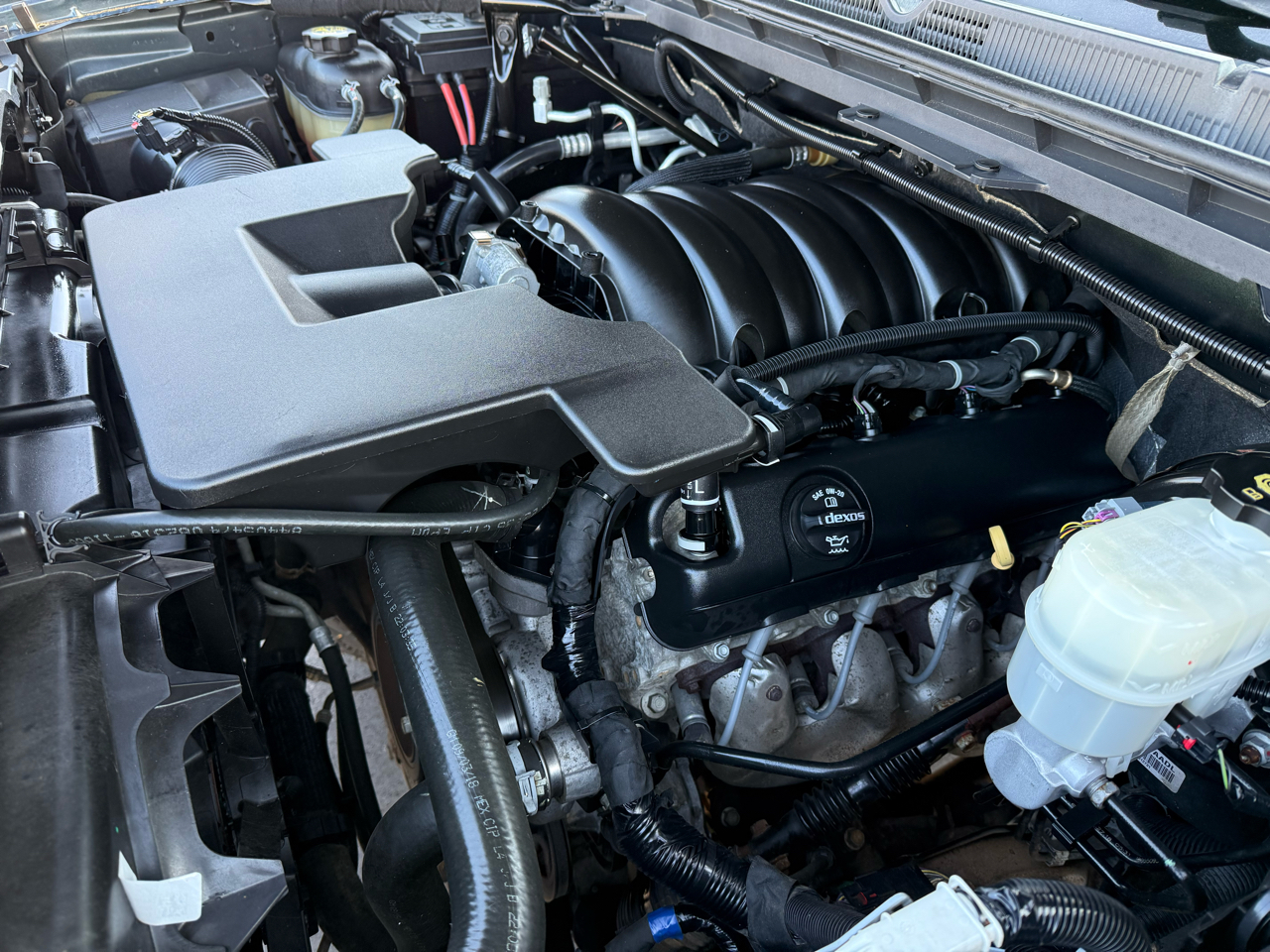 GMC Sierra 1500 4WD Crew Cab 143.5" SLT 2018