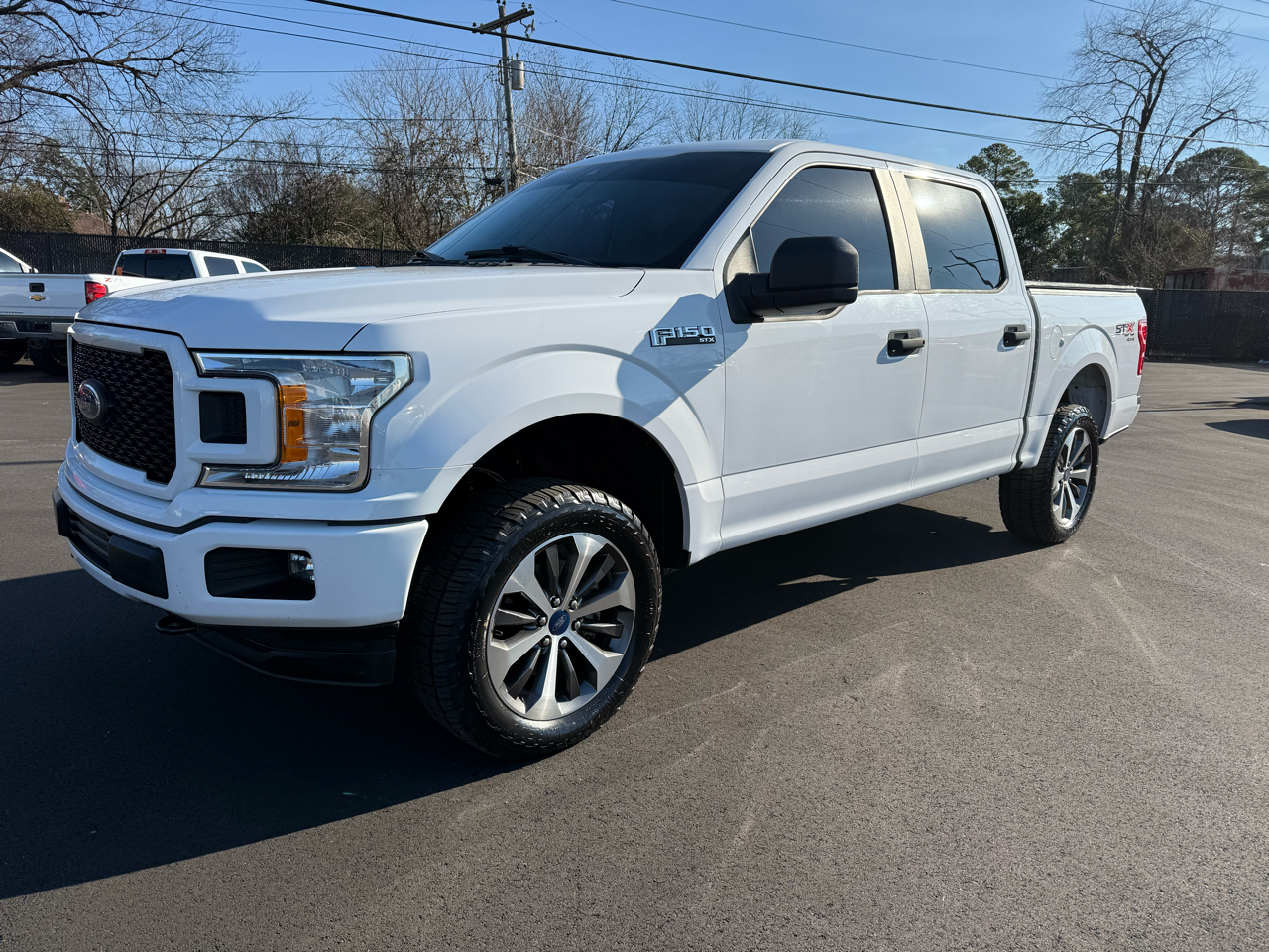 Ford F-150 4WD SuperCrew 139" XLT 2019