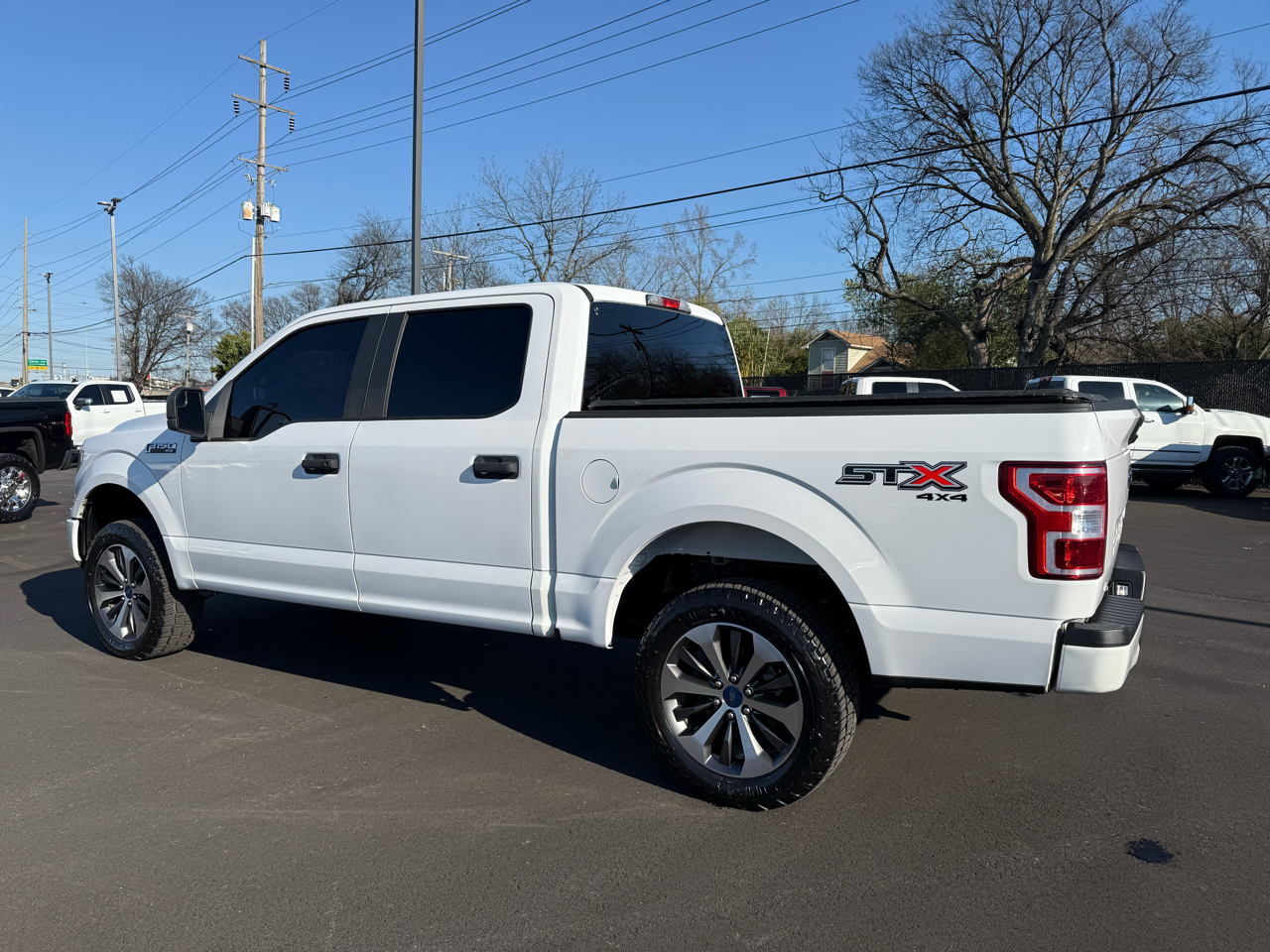 Ford F-150 4WD SuperCrew 139" XLT 2019