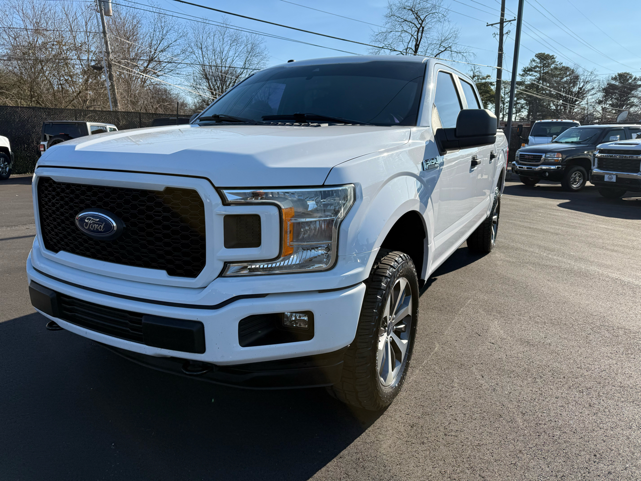 Ford F-150 4WD SuperCrew 139" XLT 2019