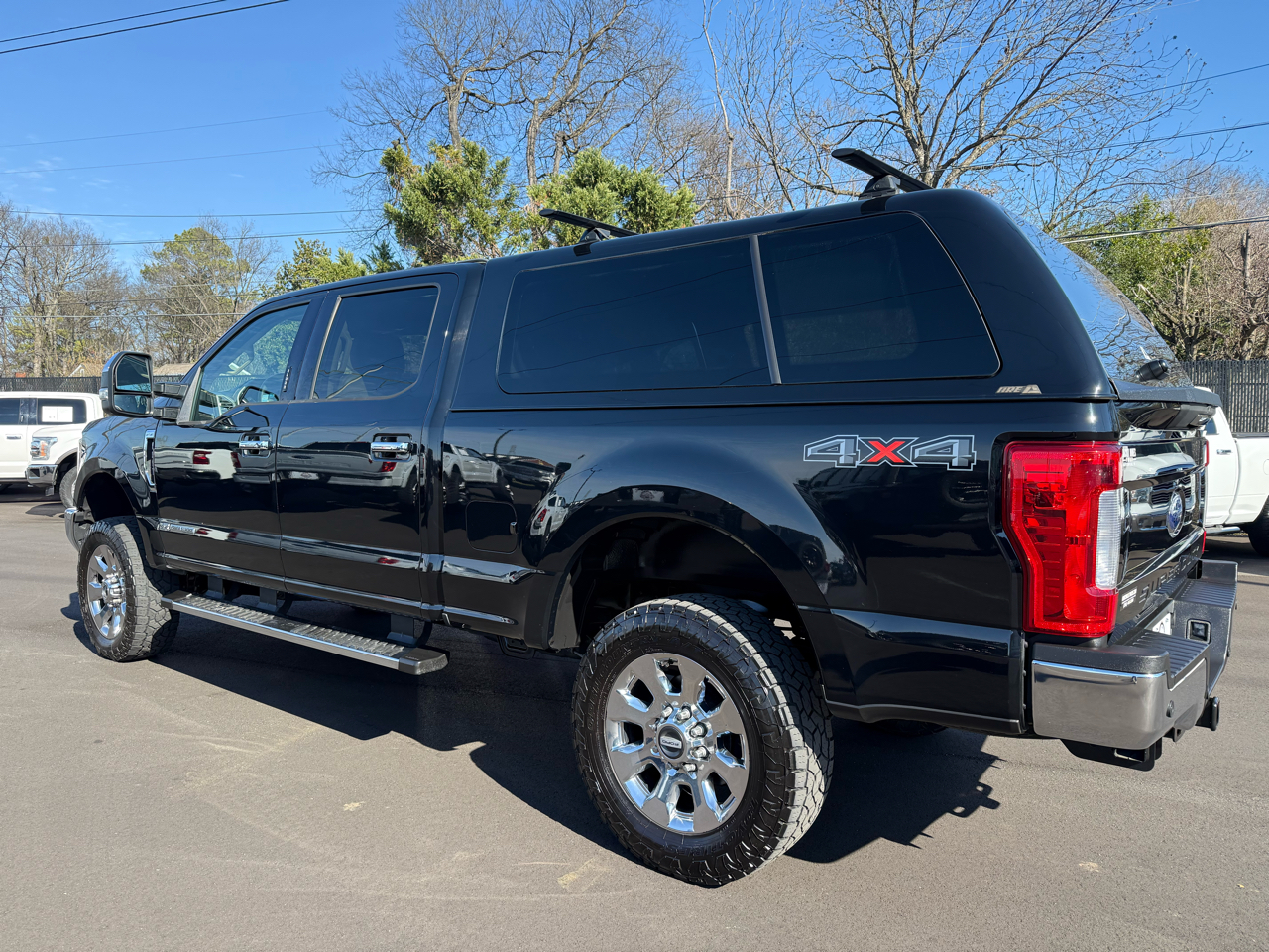 Ford Super Duty F-250 SRW Lariat 4WD Crew Cab 6.75' Box 2017