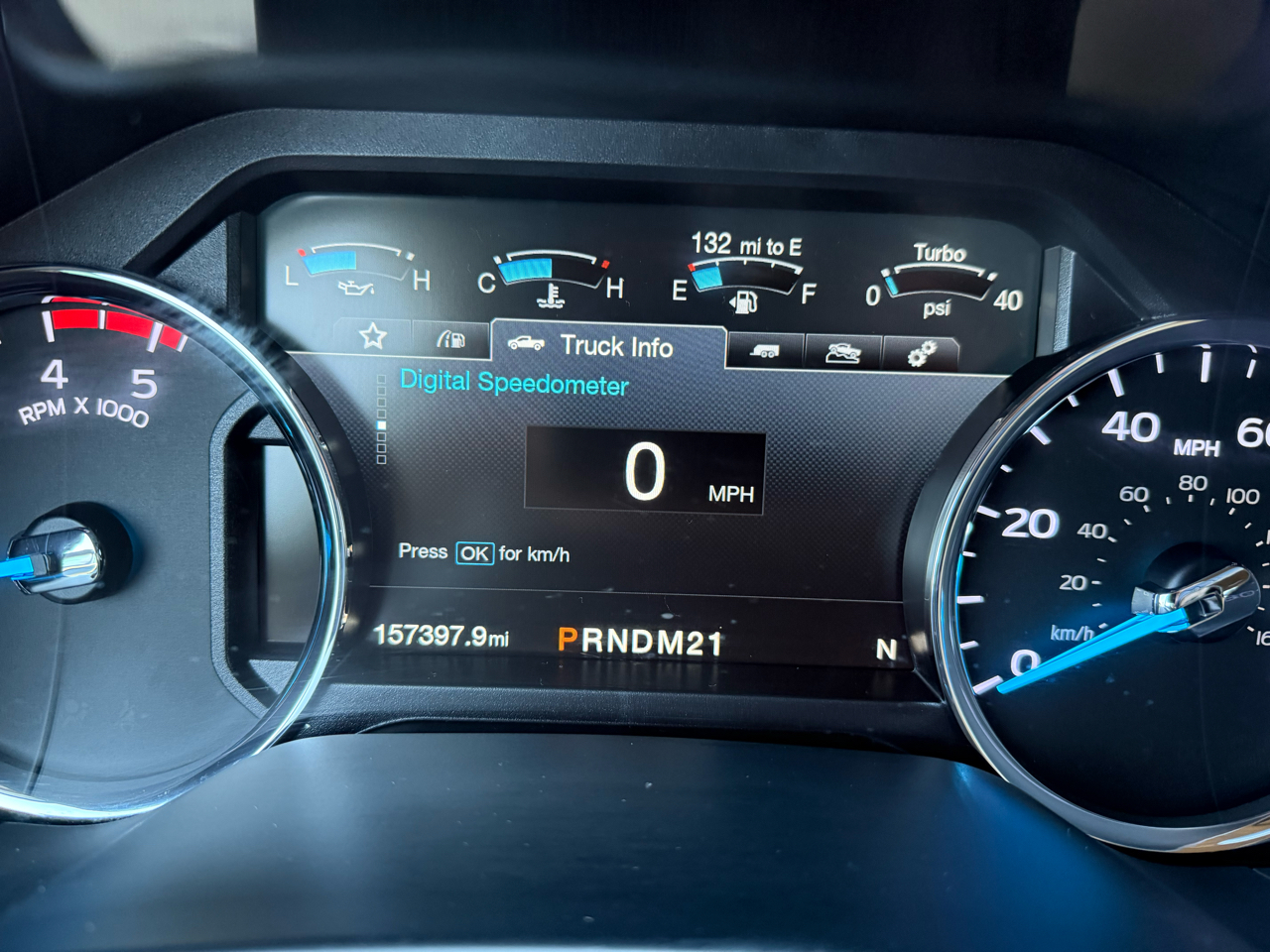 Ford Super Duty F-250 SRW Lariat 4WD Crew Cab 6.75' Box 2017