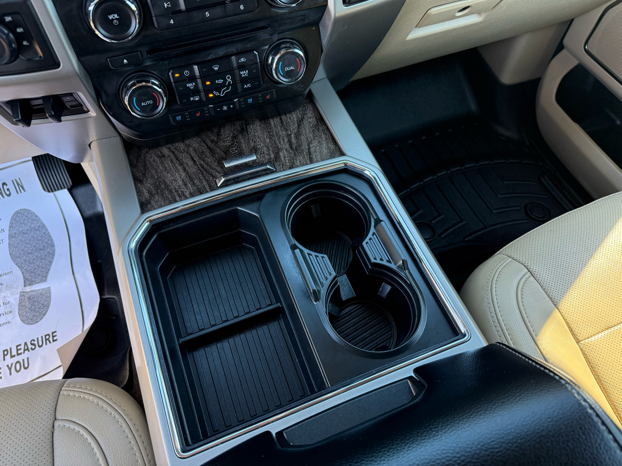 Ford Super Duty F-250 SRW Lariat 4WD Crew Cab 6.75' Box 2017