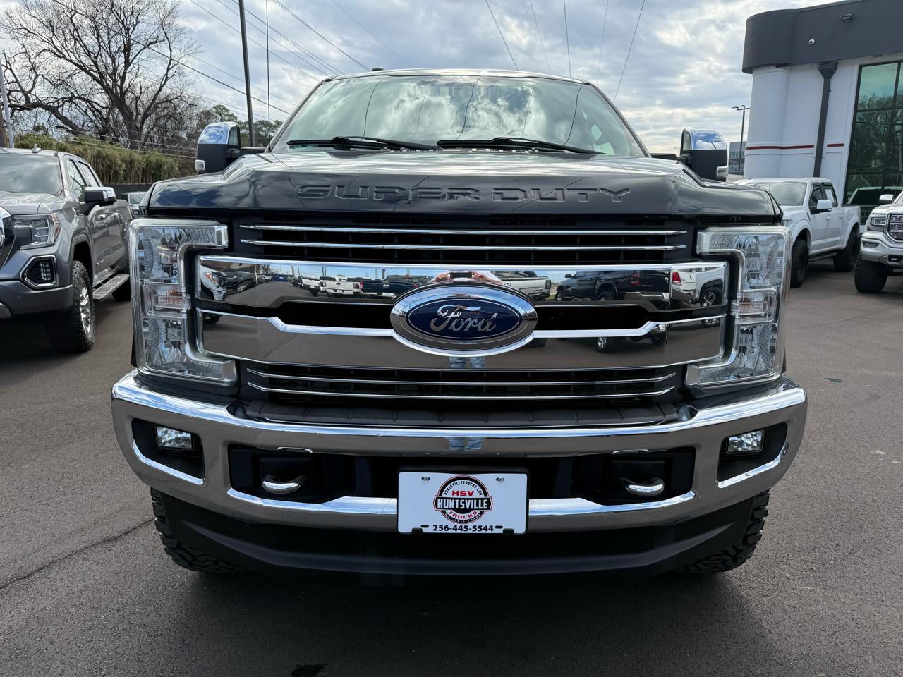 Ford Super Duty F-250 SRW Lariat 4WD Crew Cab 6.75' Box 2017