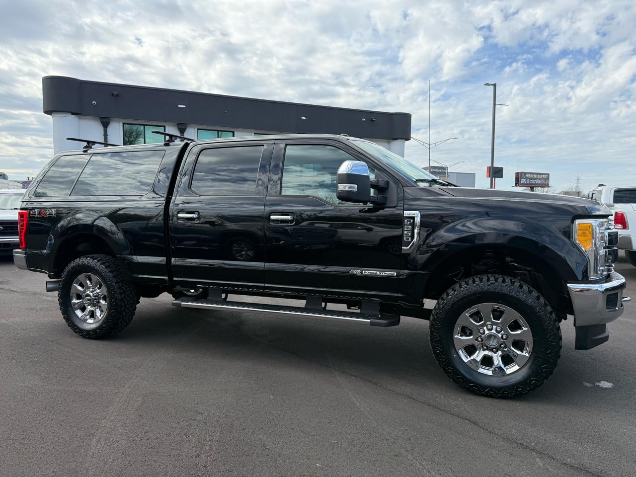 Ford Super Duty F-250 SRW Lariat 4WD Crew Cab 6.75' Box 2017