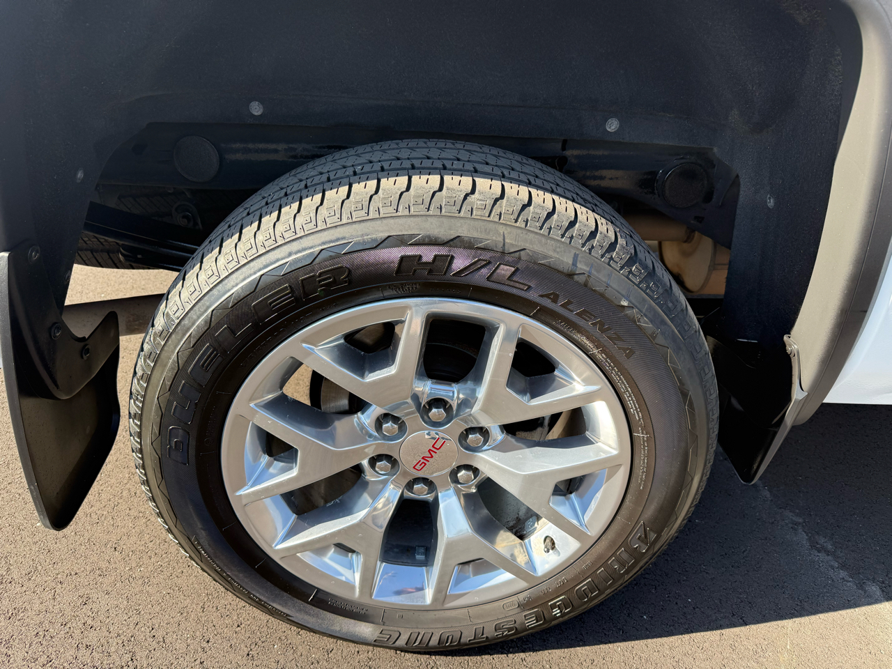 GMC Sierra 1500 4WD Crew Cab 143.5" SLT 2017