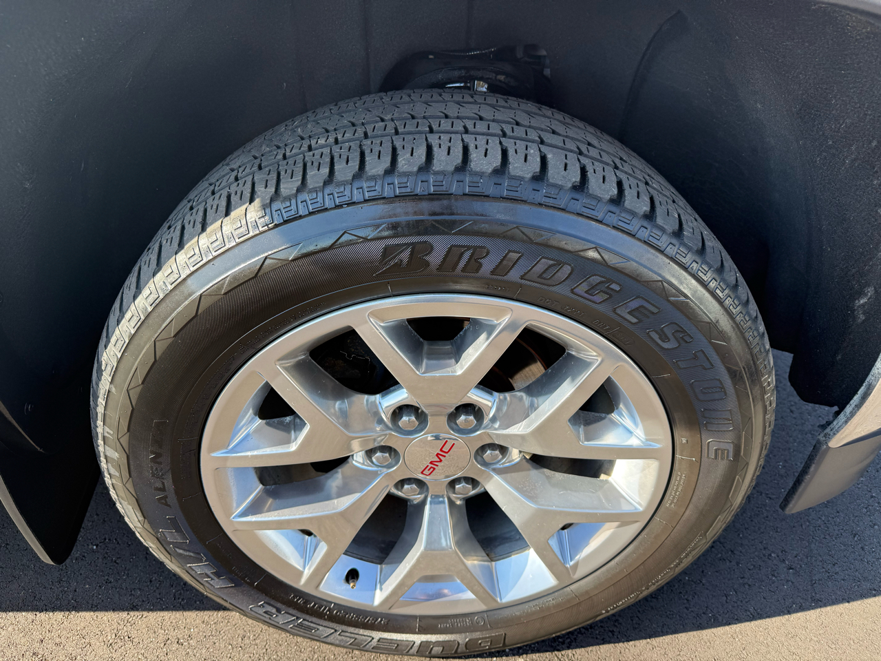 GMC Sierra 1500 4WD Crew Cab 143.5" SLT 2017