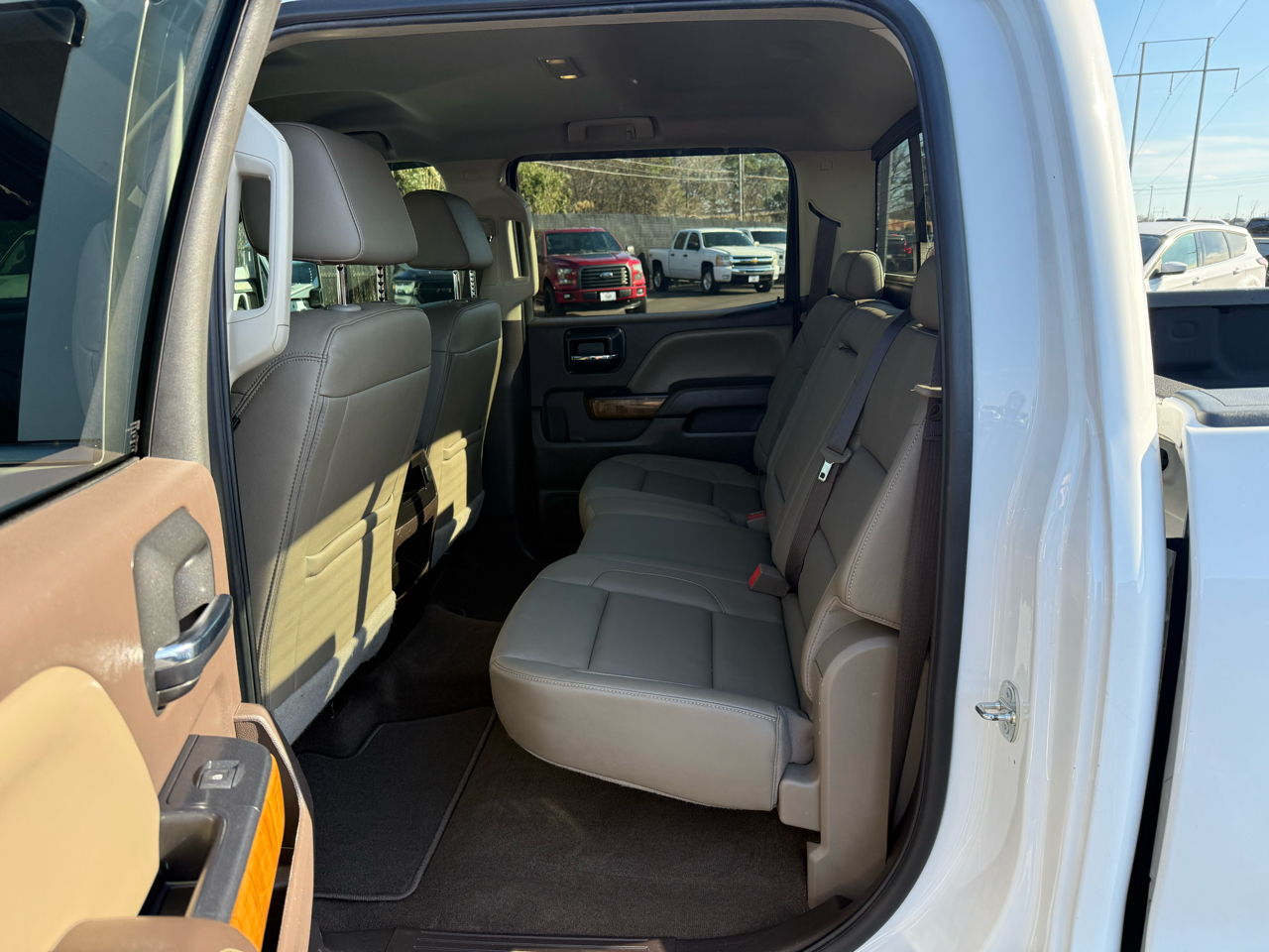 GMC Sierra 1500 4WD Crew Cab 143.5" SLT 2017