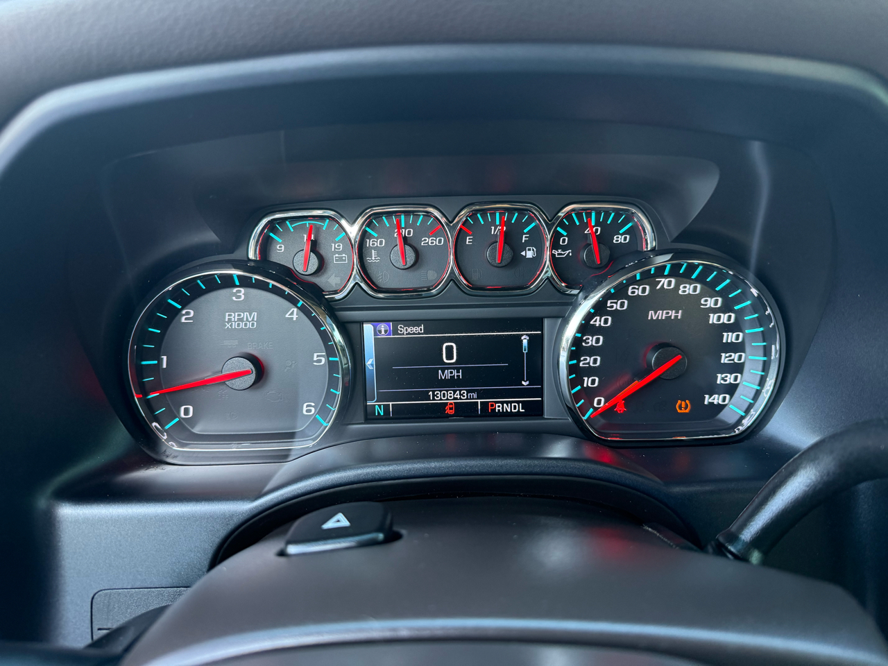 GMC Sierra 1500 4WD Crew Cab 143.5" SLT 2017