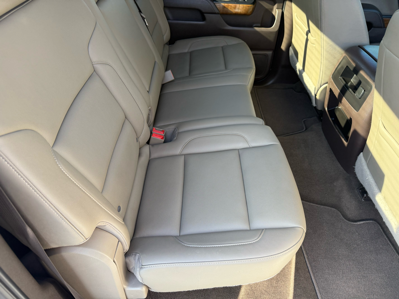 GMC Sierra 1500 4WD Crew Cab 143.5" SLT 2017