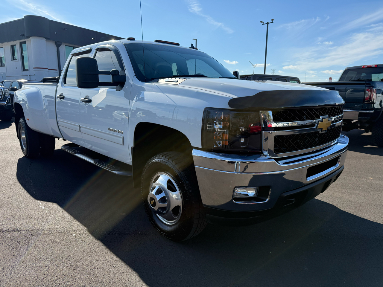 Chevrolet Silverado 3500HD 4WD Crew Cab 167.7" LT 2013