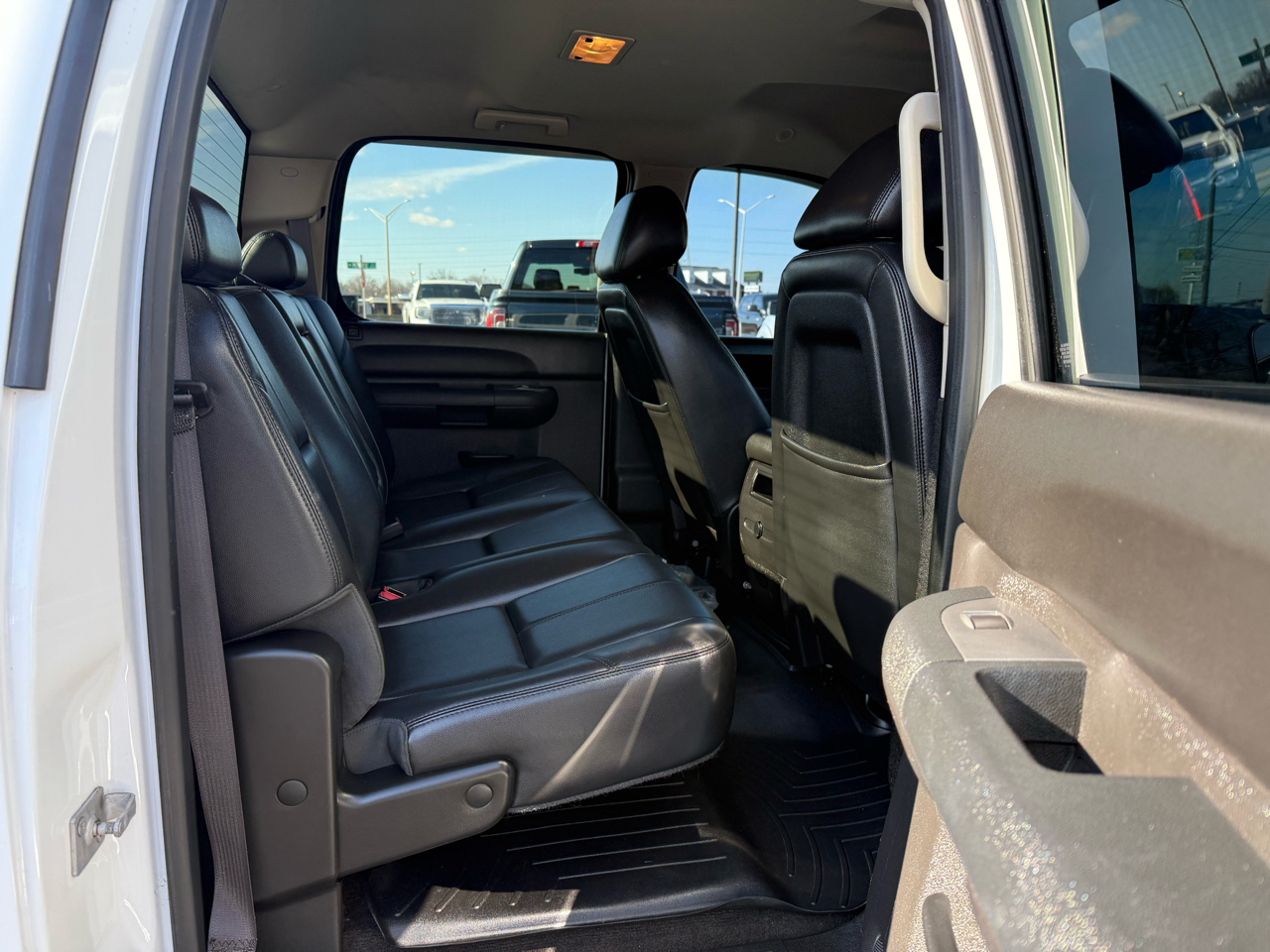 Chevrolet Silverado 3500HD 4WD Crew Cab 167.7" LT 2013