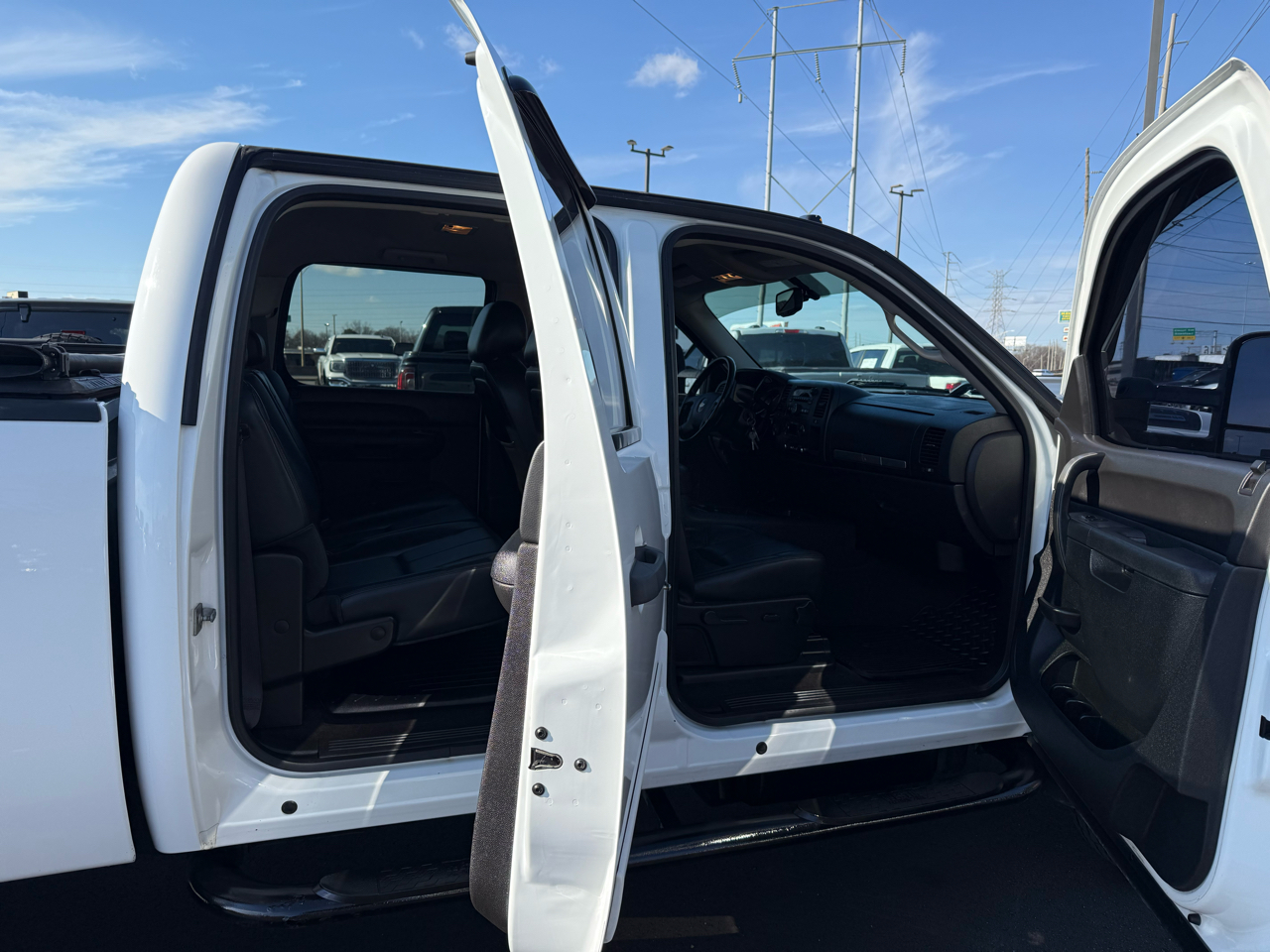 Chevrolet Silverado 3500HD 4WD Crew Cab 167.7" LT 2013