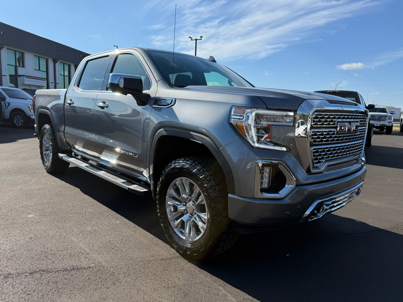 GMC Sierra 1500 4WD Crew Cab 147" Denali 2021