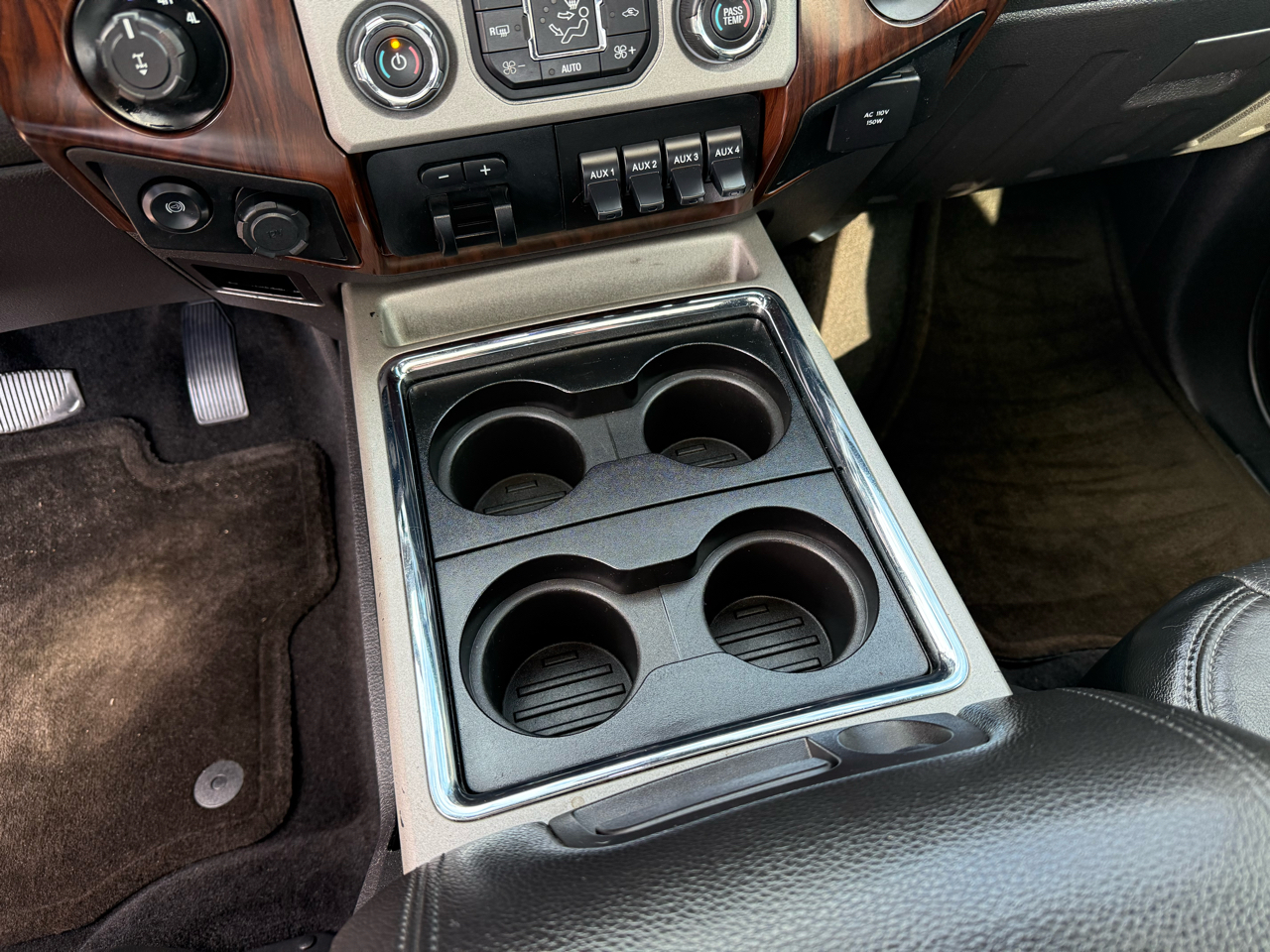 Ford Super Duty F-250 SRW 4WD Crew Cab 172" Lariat 2016