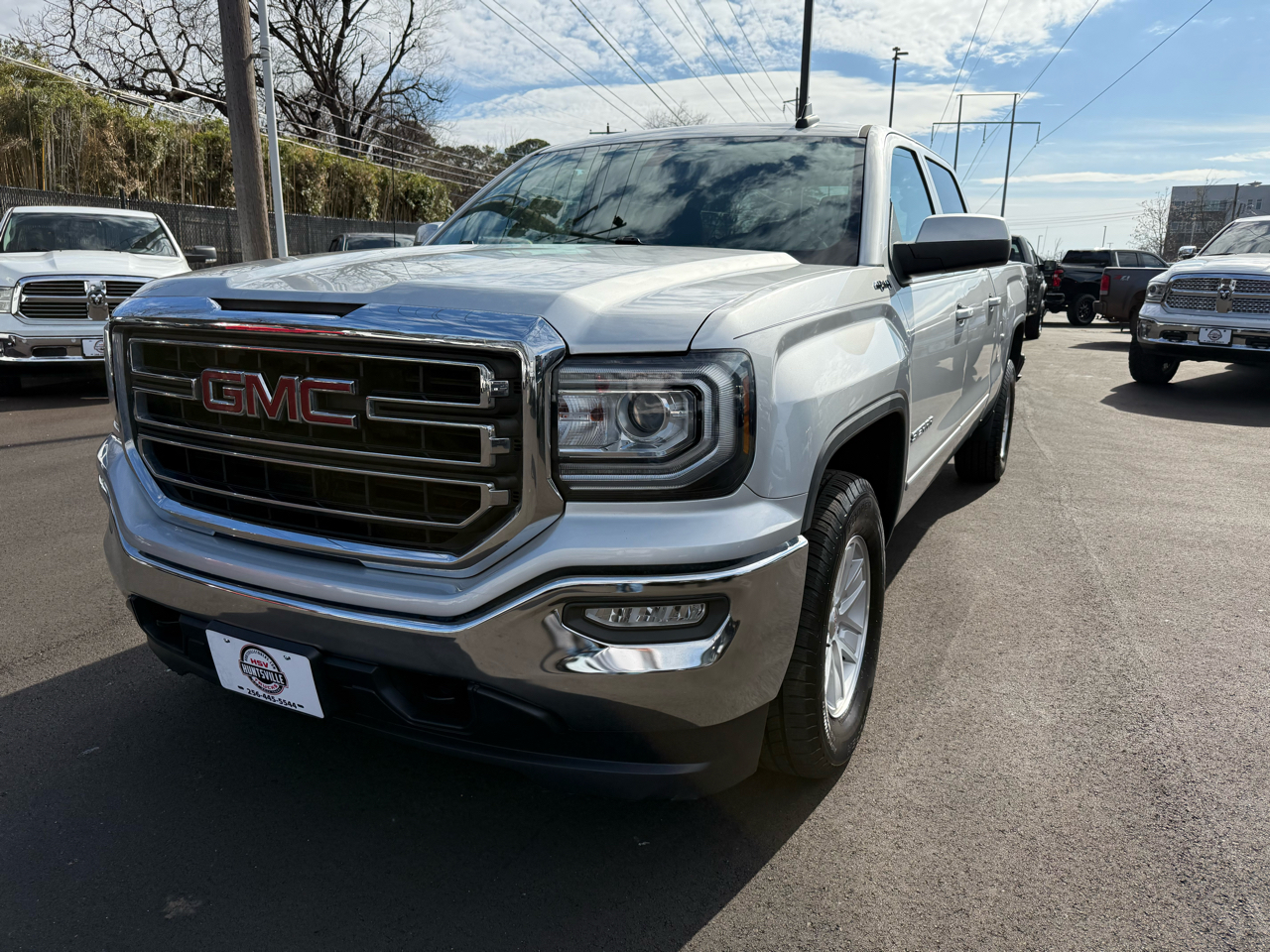 GMC Sierra 1500 4WD Crew Cab 153.0" SLE 2018