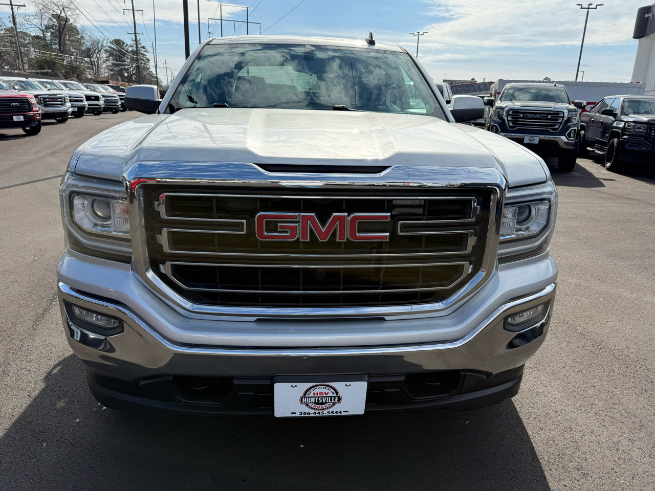 GMC Sierra 1500 4WD Crew Cab 153.0" SLE 2018