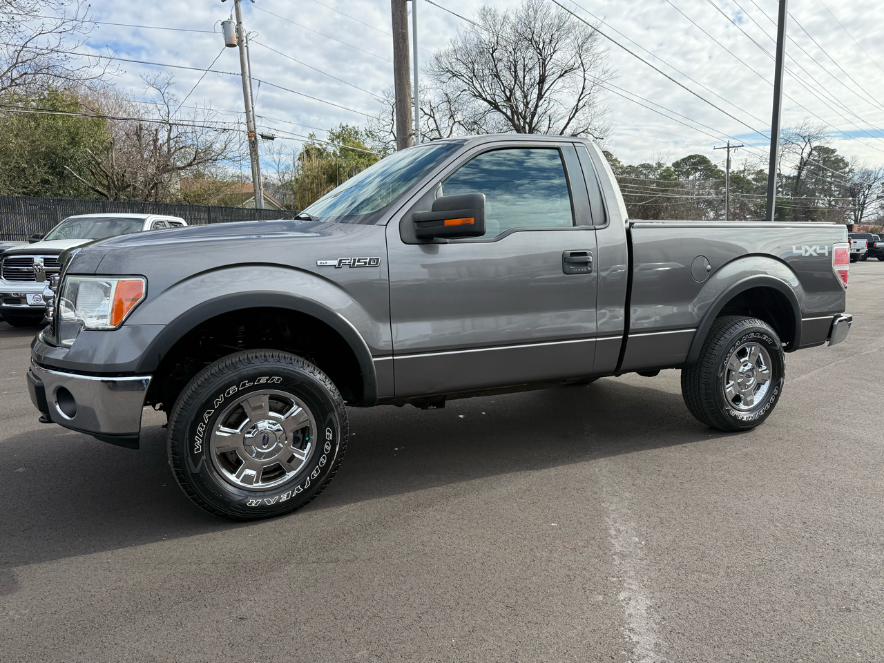 Ford F-150 4WD Reg Cab 126" XLT 2013