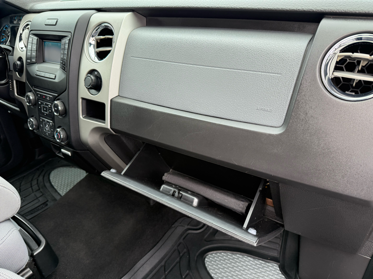 Ford F-150 4WD Reg Cab 126" XLT 2013