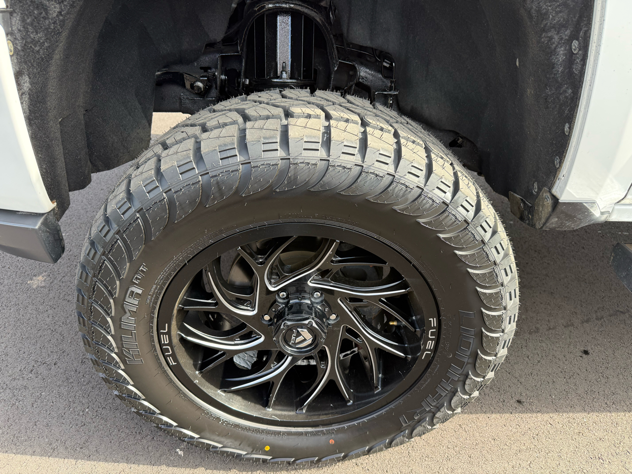 Chevrolet Silverado 1500 4WD Crew Cab 143.5" High Country 2018