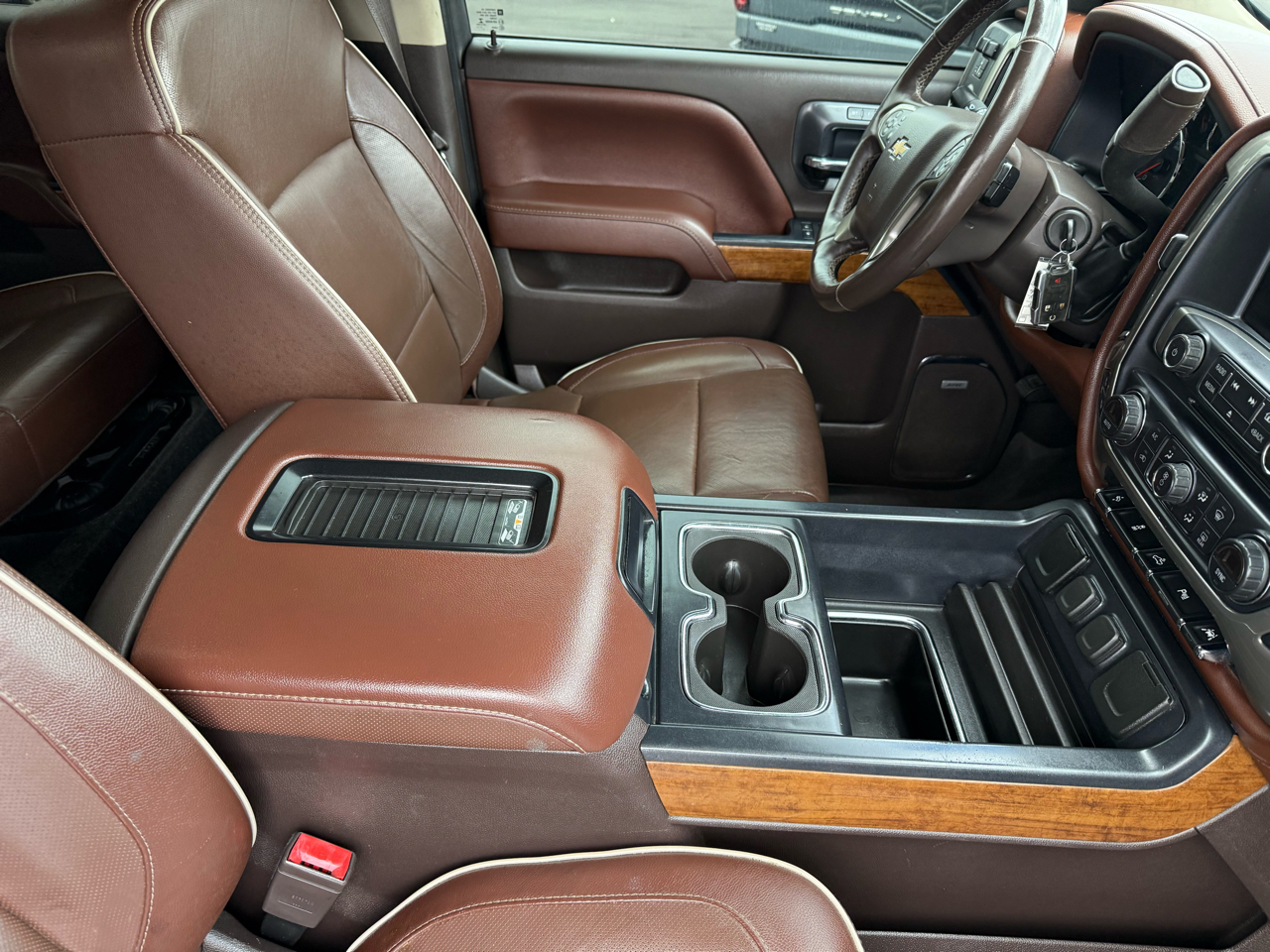 Chevrolet Silverado 1500 4WD Crew Cab 143.5" High Country 2018